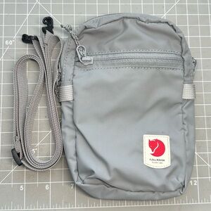 Fjallraven high coast pocket crossbody bag